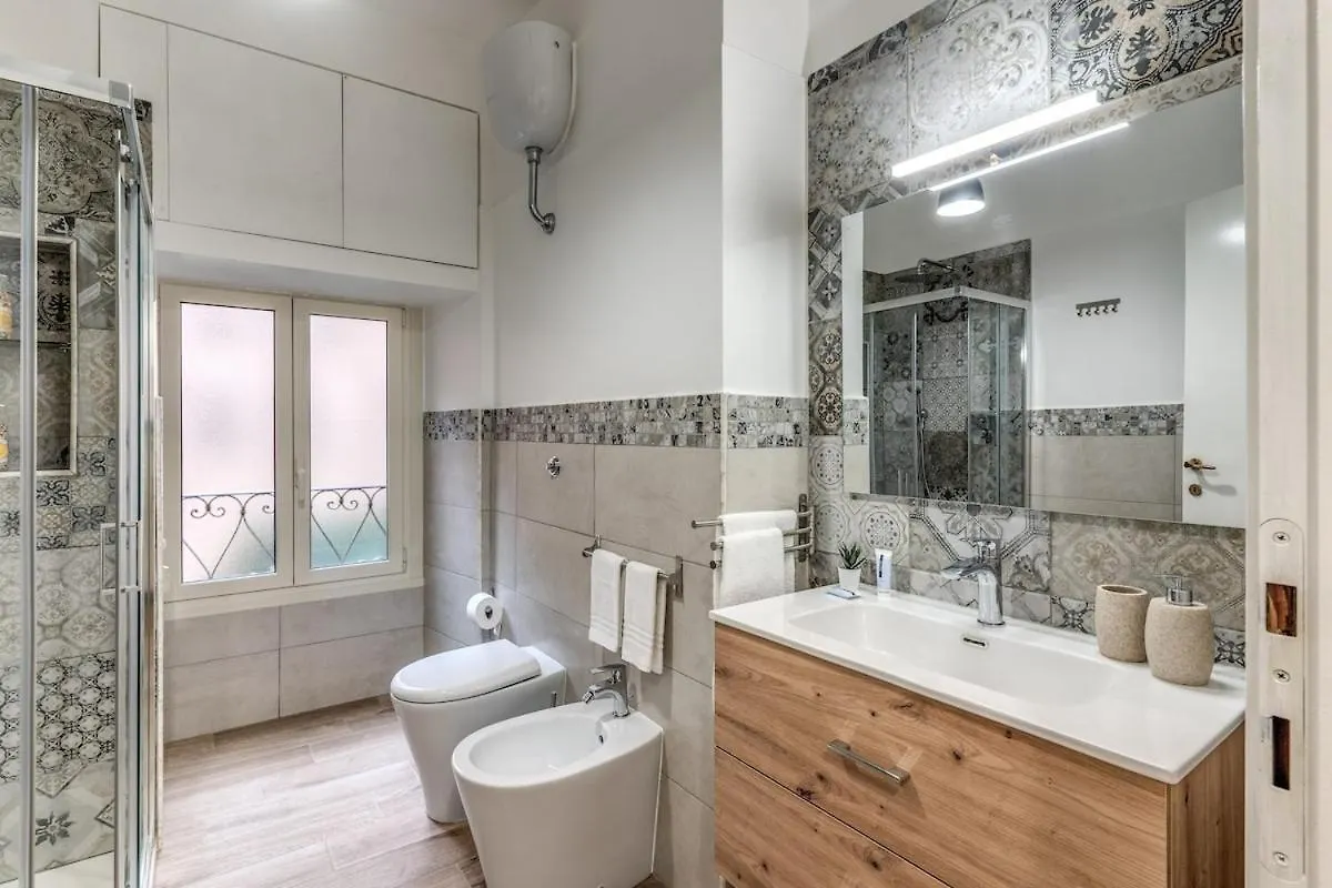 Dimora Lunetta - Modern Flat In Vatican District Rome Apartment